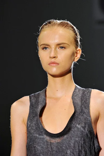 Look 38